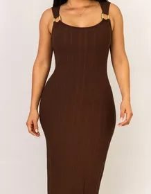 Vestido Jade Feminino Midi Tubinho Canelado Fivela Decote